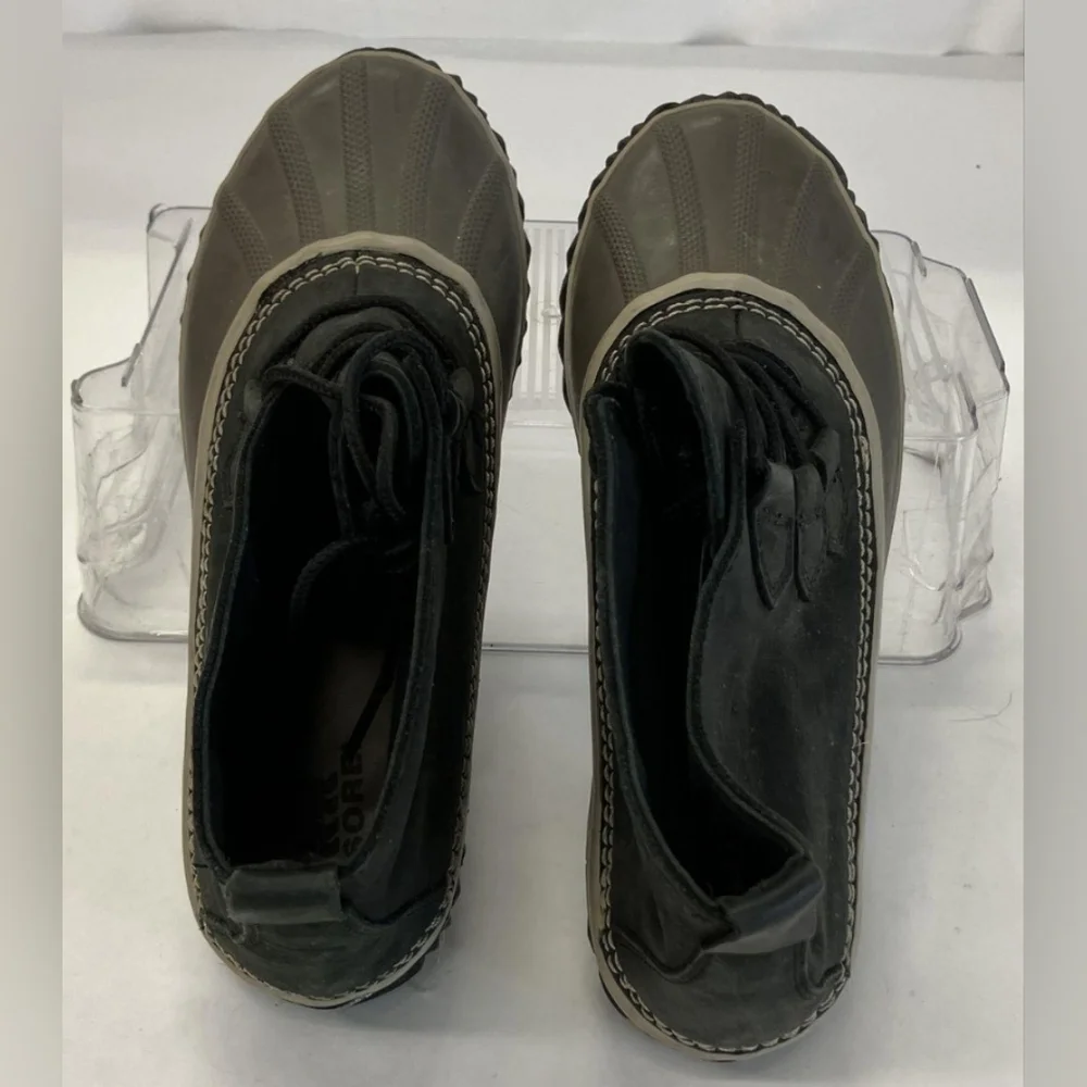 Sorel Women's Out N About Ankle-High Leather Rain Boots Size 9.5